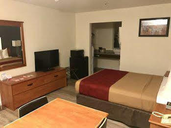 Econo Lodge University Arena Charlottesville Buitenkant foto